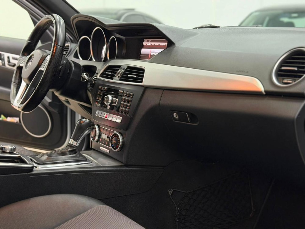 Mercedes-Benz C-Class 250 — foto 9